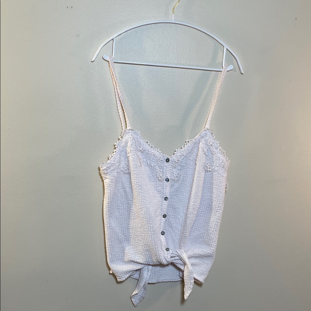 5/$25 BUNDLE Ing White Lace Button-Up Camisole